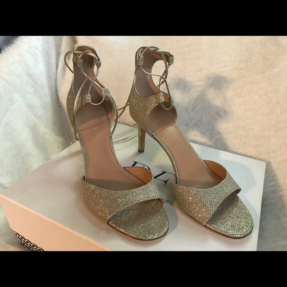 Diane Von Furstenberg Rimini Sandals 8.5 NIB